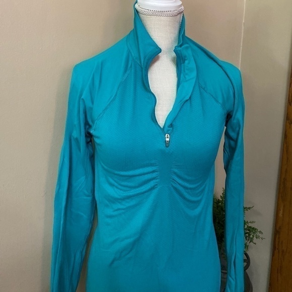 𝅺lucy Medium 1/4 Zip Knit Pullover Teal Running shirt. - Picture 2 of 9